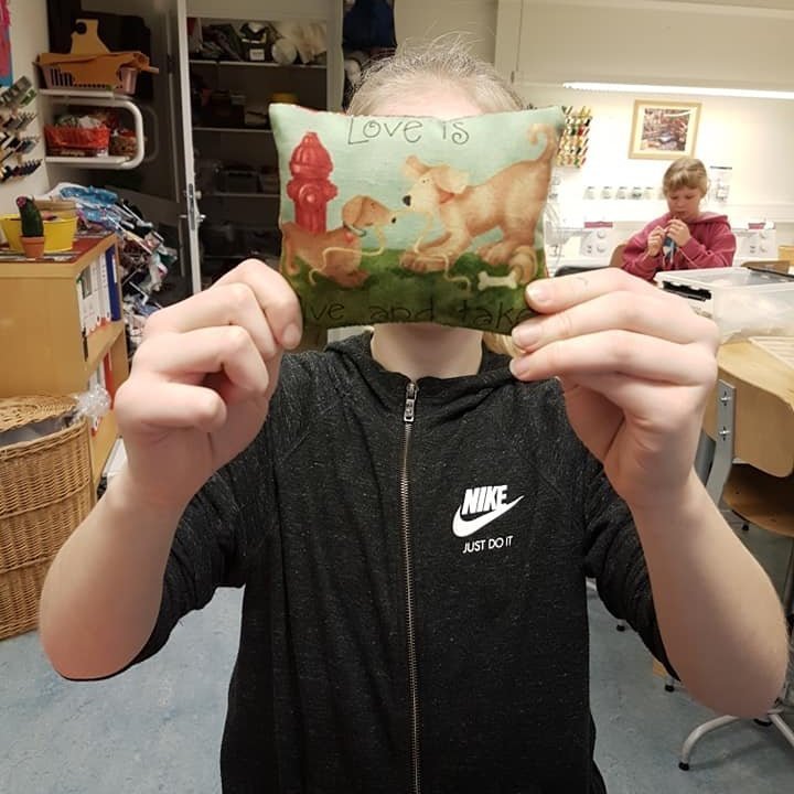 53910560_556032791549654_6052852944456384512_n