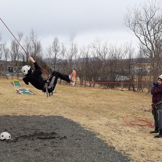 53898185_1993617460747378_256470471682293760_n