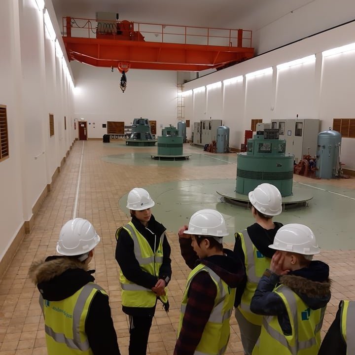 55604097_857685411243577_3699219022391279616_n