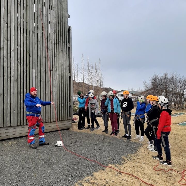 55713653_844251219248880_7816888097022410752_n