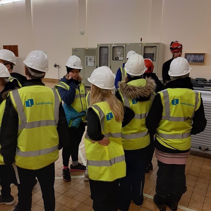 55912472_2097445840370300_6643174303548309504_n