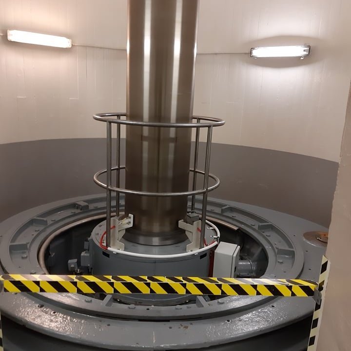 56274018_305860423419549_1557186821761269760_n