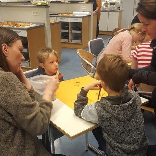 72386673_2577112609012215_3681491063840702464_n