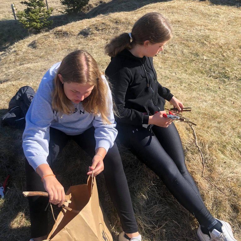 189126623_549473772705678_74314432856525739_n