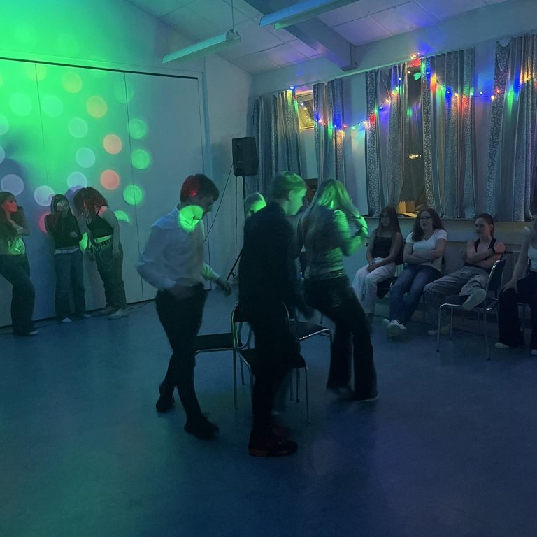 379370008_7342104819149290_7561061837668113232_n