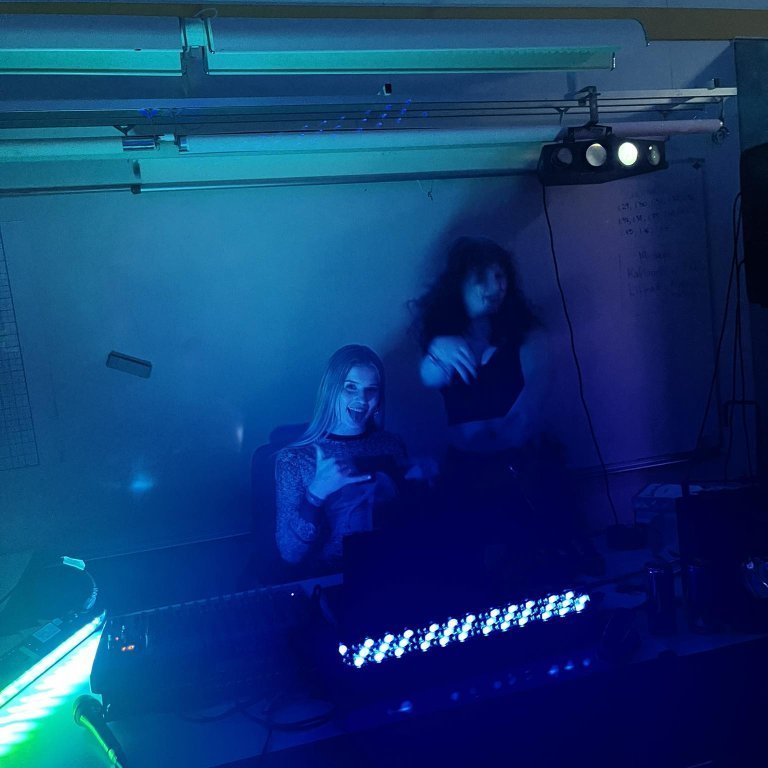 379497270_1242618193113323_7186121138339133312_n