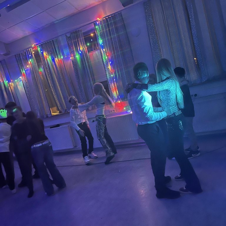 379644500_697462995121497_4597667949006192013_n