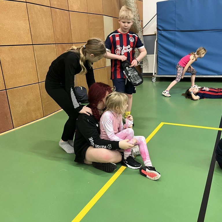 410945057_1310949506235804_8236192616229724061_n