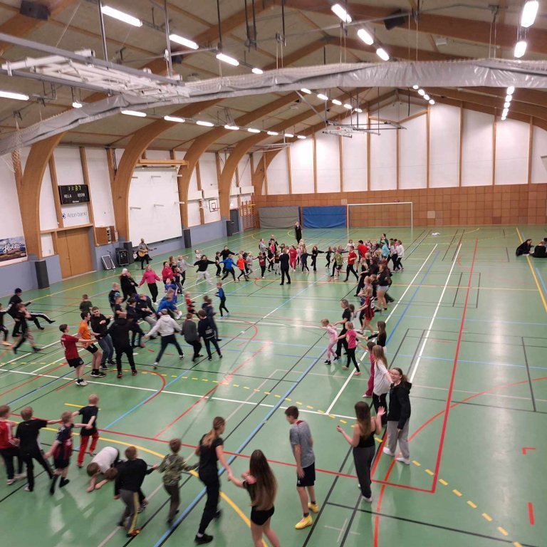 411715753_380924330978683_6064415539646618370_n