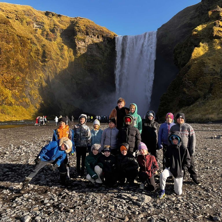 461718735_1702260457280719_3216896183453578256_n