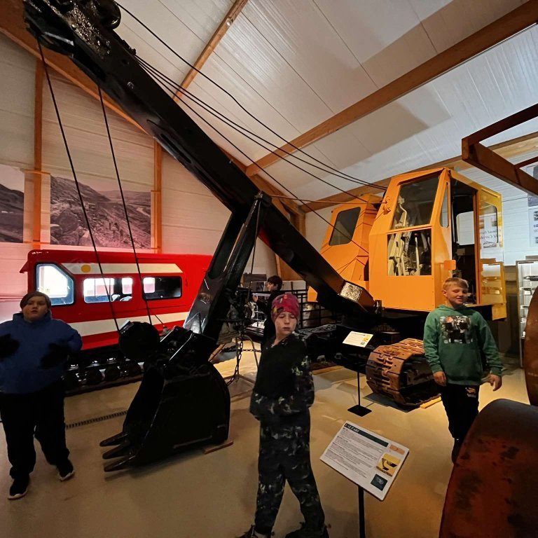 461881479_412460298554410_8364972373923748462_n