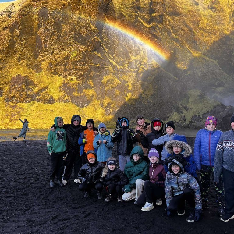 462128554_418090344643471_8151587044426164425_n-afrit