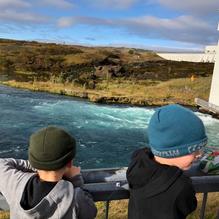 42453967_1986661534709929_8392960068886200320_n