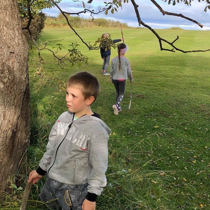 42615073_322796201610925_5696171634398855168_n