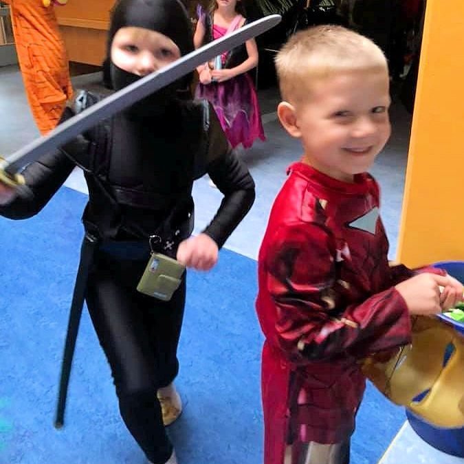 76177905_706997956453136_3184446455863574528_n