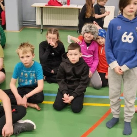 4afa7b51-9097-4730-8ae8-da0ec21d5ecc