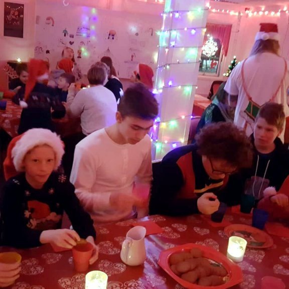 78563532_736555306755105_2694195764594212864_n