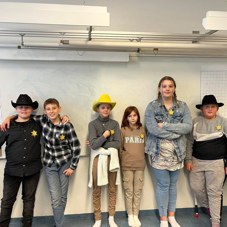 311168549_640875357590544_2519441849417286469_n