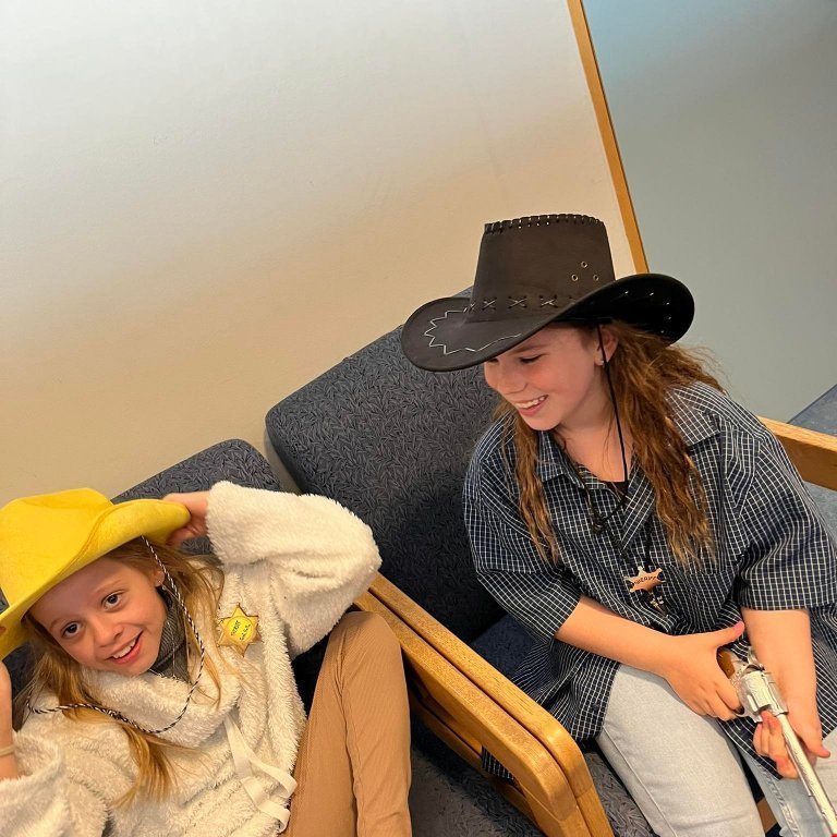 311915117_5861800763869927_4876301131142704036_n