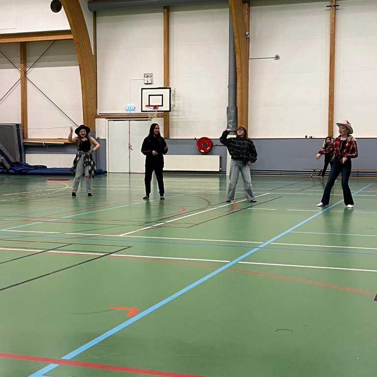 311942958_475652121192909_3212371396799487921_n