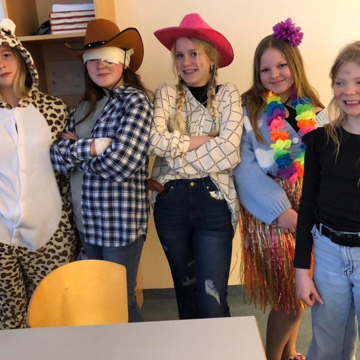 274248280_677751526908532_9136155324596885027_n