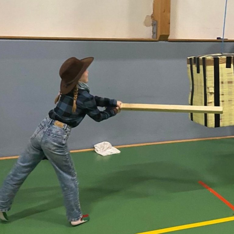 274773429_490134549293097_1455360990841936181_n