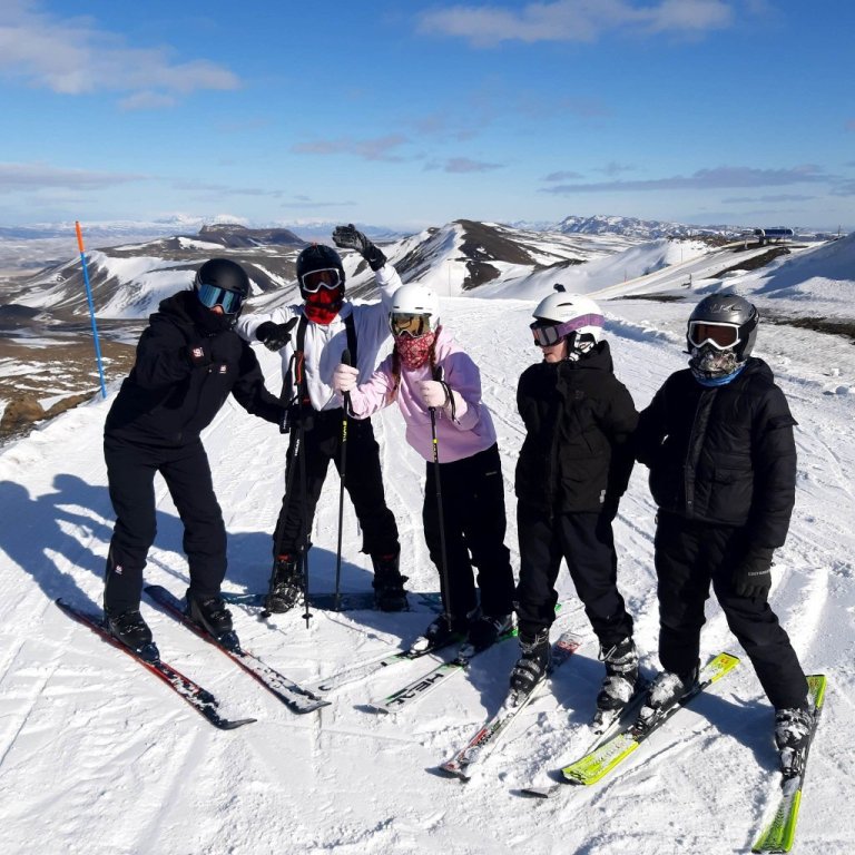 336849501_1868505393516860_5303539368078864547_n