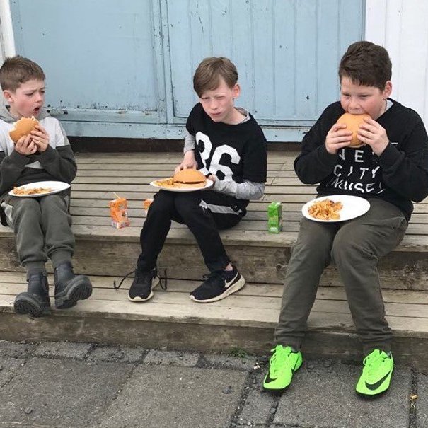 61109981_336360953729503_7324846821002444800_n