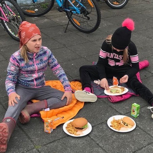 61156787_743774659370300_5914961894136872960_n