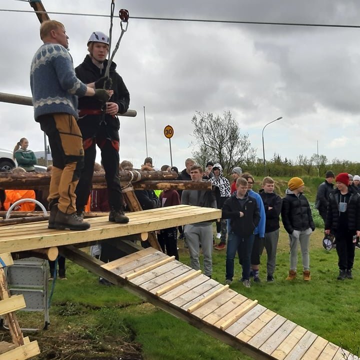 100591944_849118398919739_2177199246820769792_n