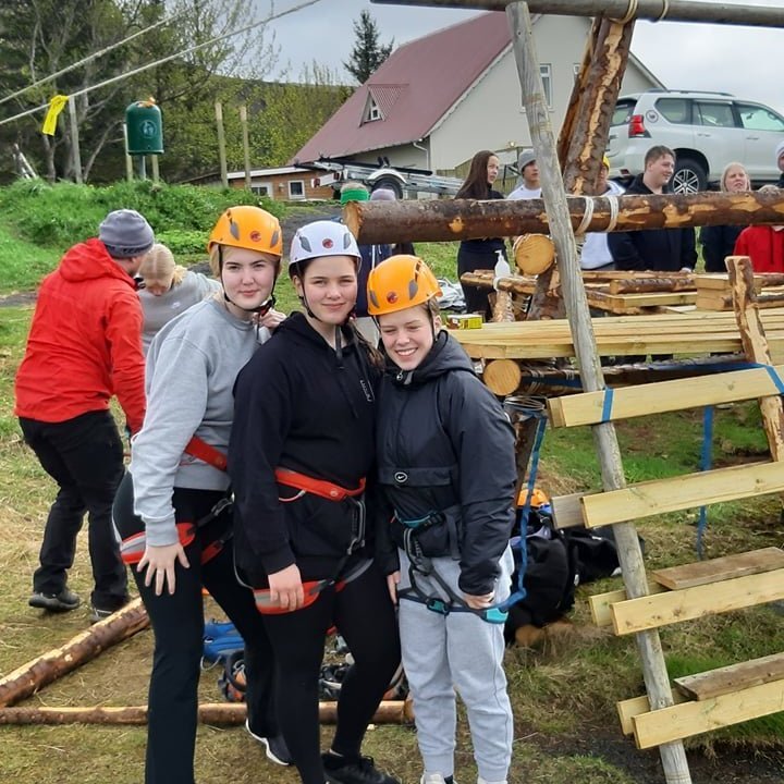 101075909_540783436614968_5009199247560540160_n