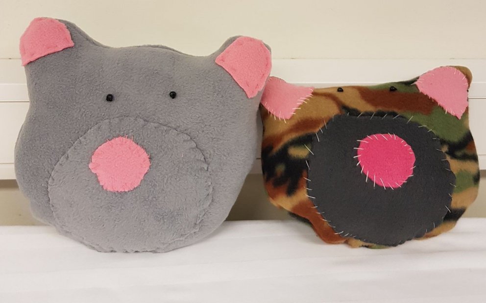 Myndir úr textílmennt 2.b.  til 7.b.