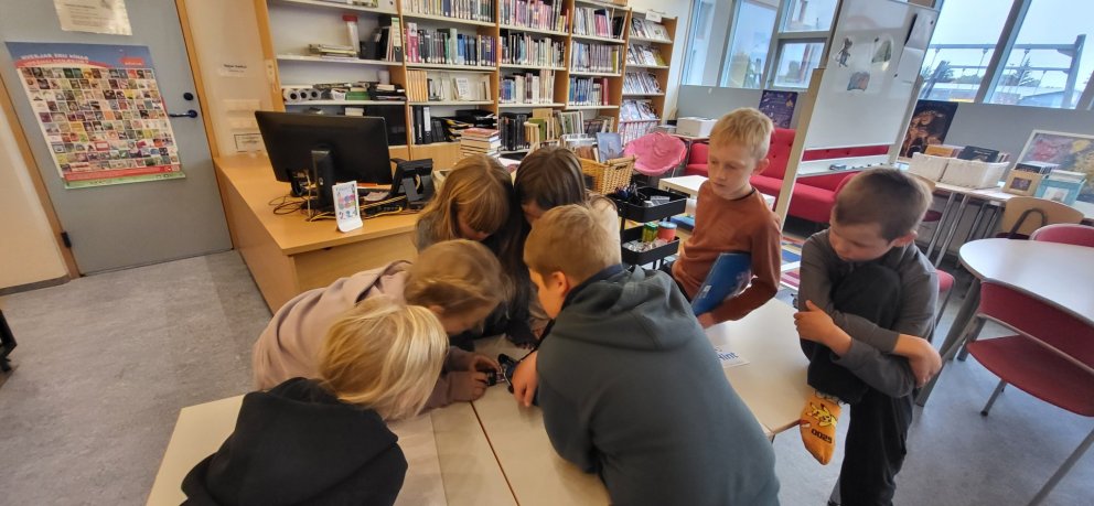 Skemmtileg verkefni á bókasafni