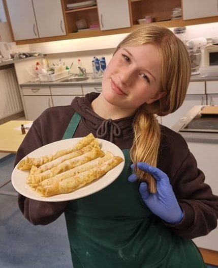 Matreiðsluvalið bakar íslenkar pönnukökur