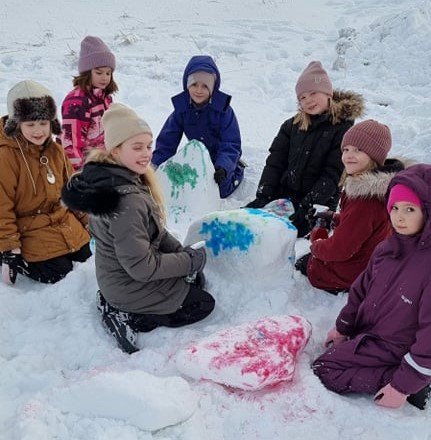 Útivist í 1. 2. 3. og 4. bekki: Listsköpun og fjör