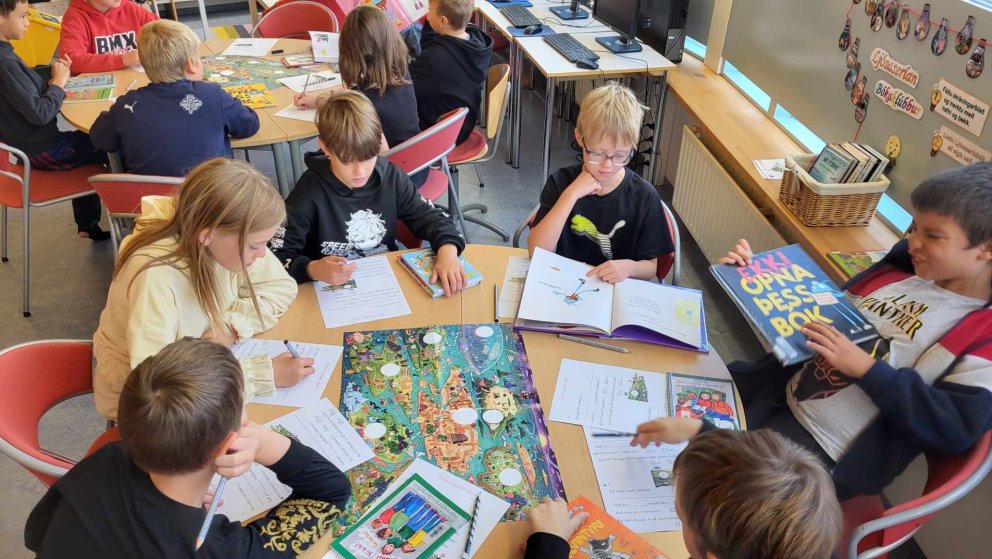 Nýtt! Bókasafnstímar hjá 2., 3. og 4. bekk í vetur