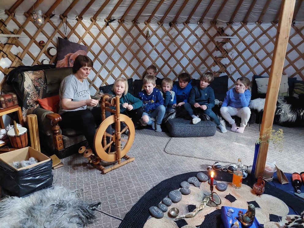 2. bekkur heimsótti Jurtina