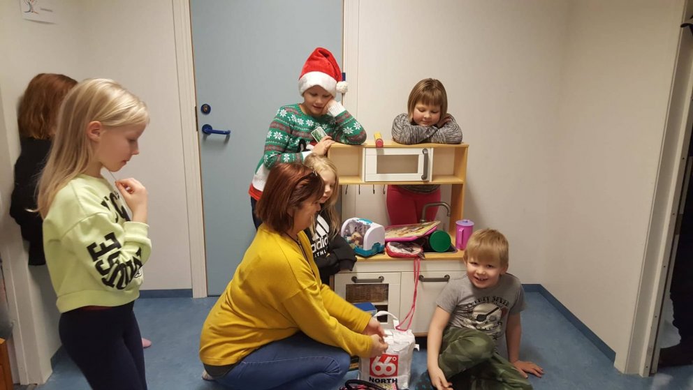 Gjöf til skóladagheimilisins