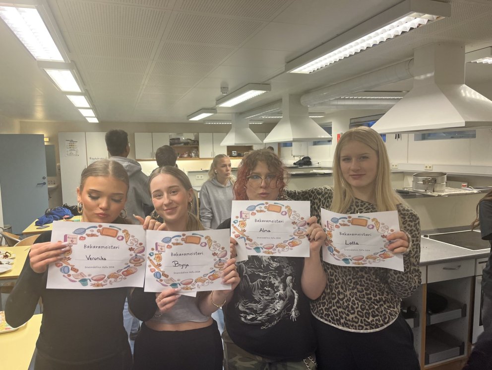 Bökunarkeppni unglingastigs