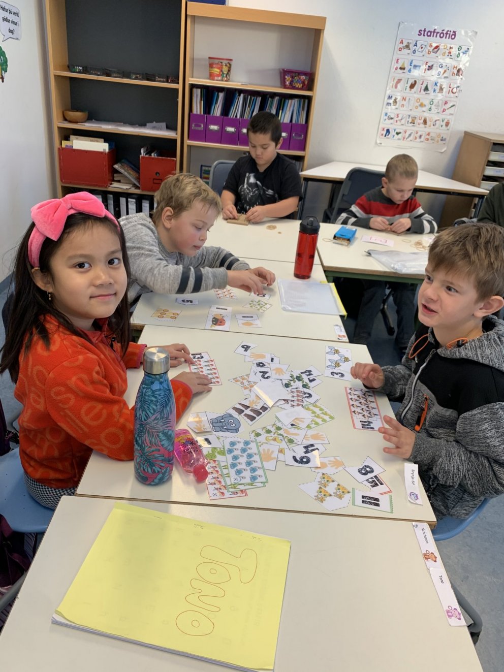 1. og 2.b. í stöðvarvinnu í stað smiðju á covid tímunum