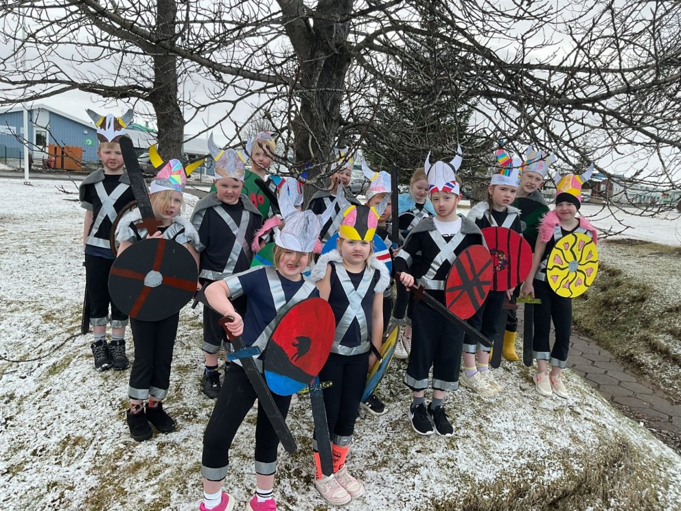 Glæsileg vorhátíð í skólanum okkar