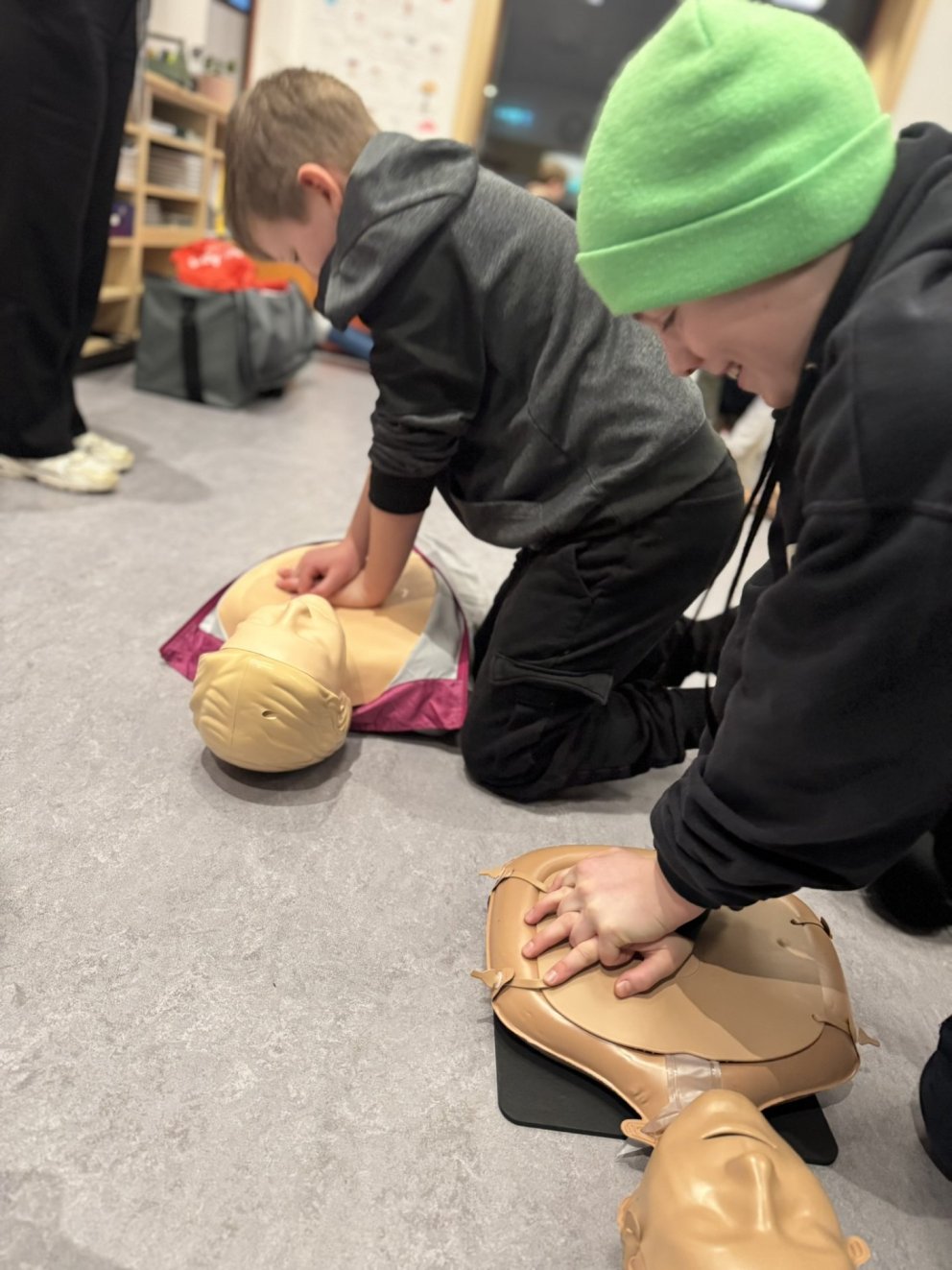 Endurlífgunarfræðsla í 6. - 10. bekk