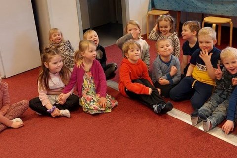 Skólahópur Heklukots í heimsókn á skóladagheimili