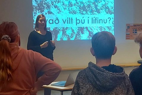 Fyrirlestur hjá 7.-10. bekk: Ásdís Hjálmsdóttir
