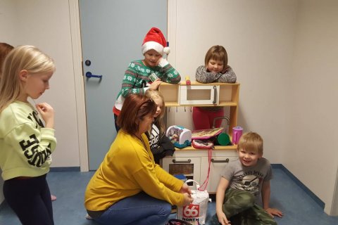 Gjöf til skóladagheimilisins