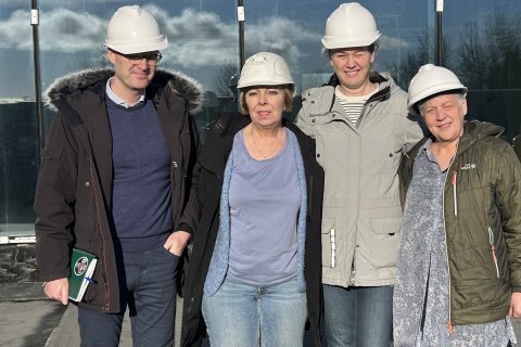 Heimsókn í nýbygginguna