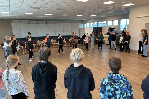 Afró-dans á miðstigi